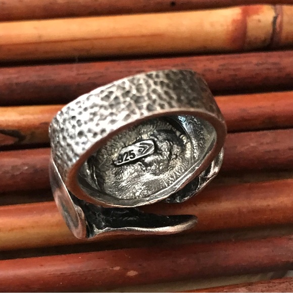 Silpada Rare Oxidized Sterling Silver Ring 
Size  7 - Picture 6 of 7